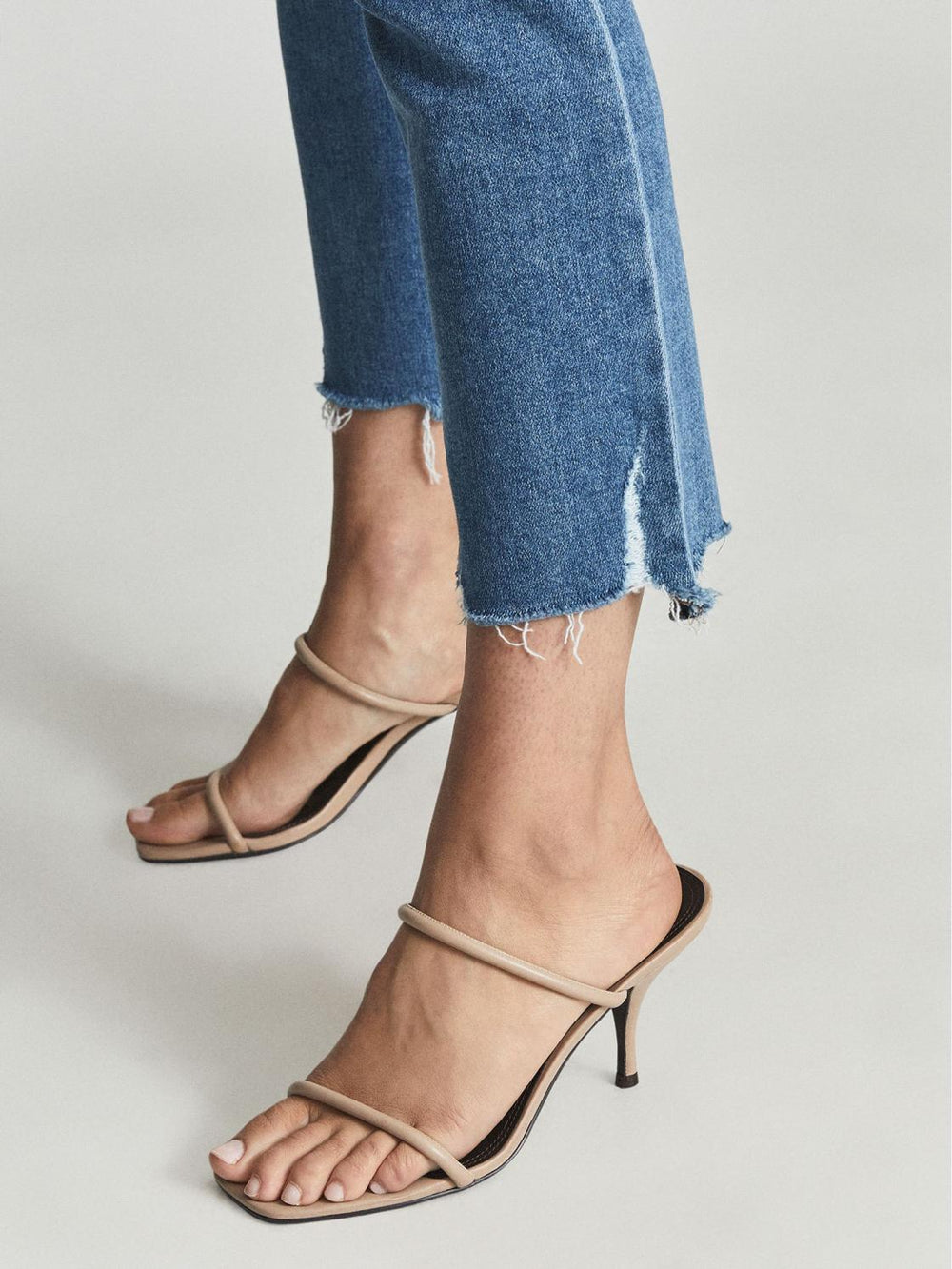 Reiss Jeans | Cindy Paige High Rise Slim Fit Jeans Light Wash Denim - Women