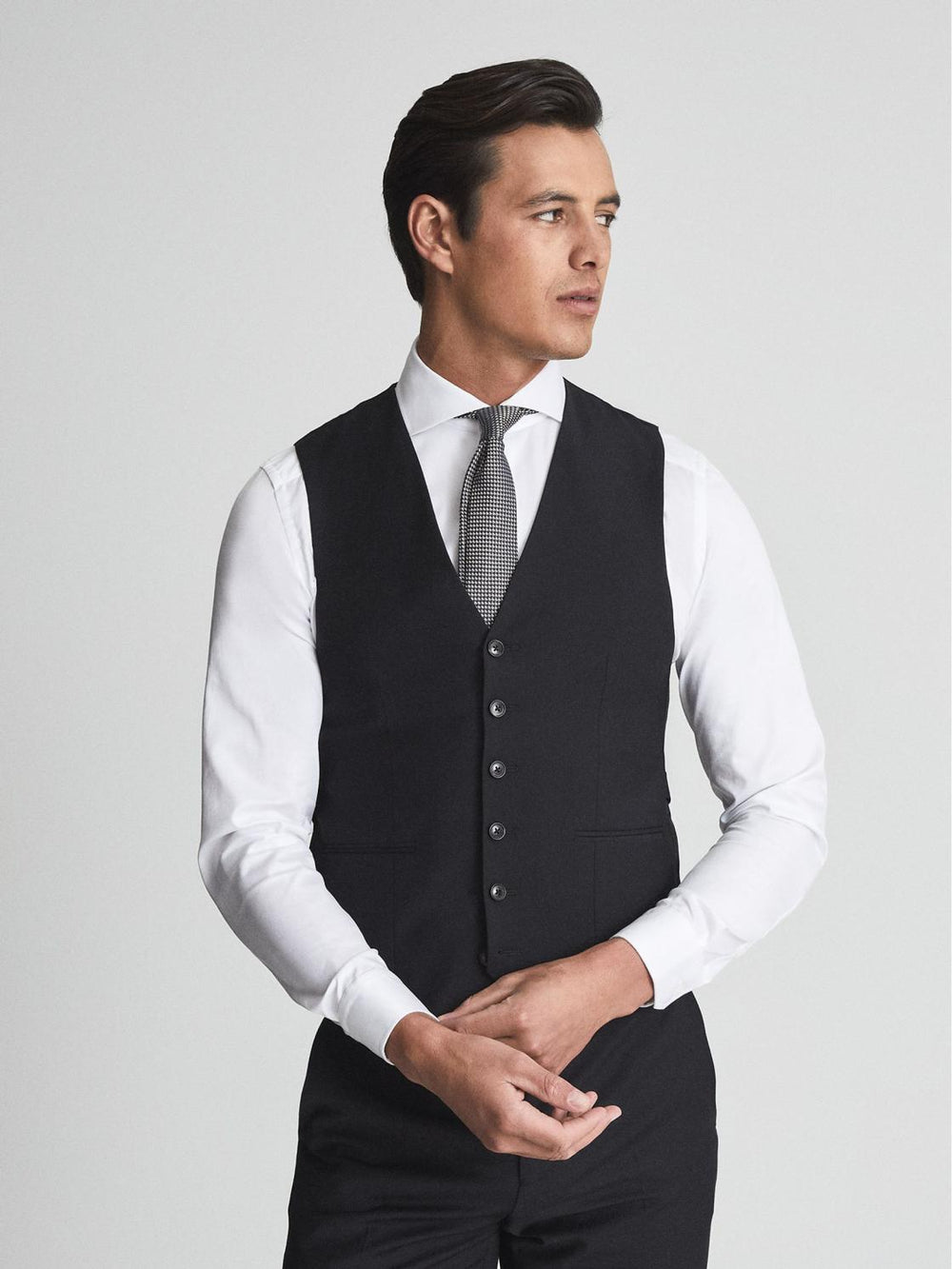Reiss Suits & Tailoring | Hope Modern Fit Travel Waistcoat Black - Men