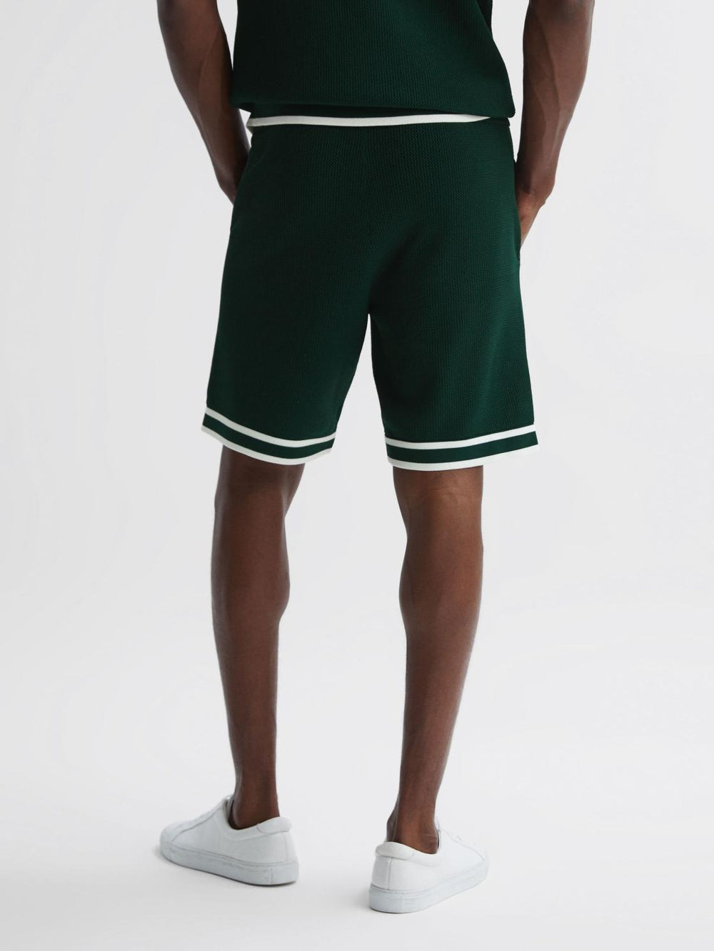 Reiss Trousers | Andre Reiss | Ché Knitted Drawstring Shorts Dark Green - Men