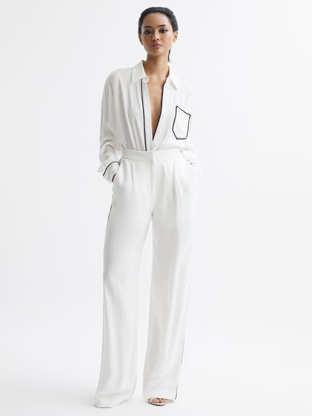 Reiss Trousers | Gina Mid Rise Wide Leg Trousers Ivory - Women