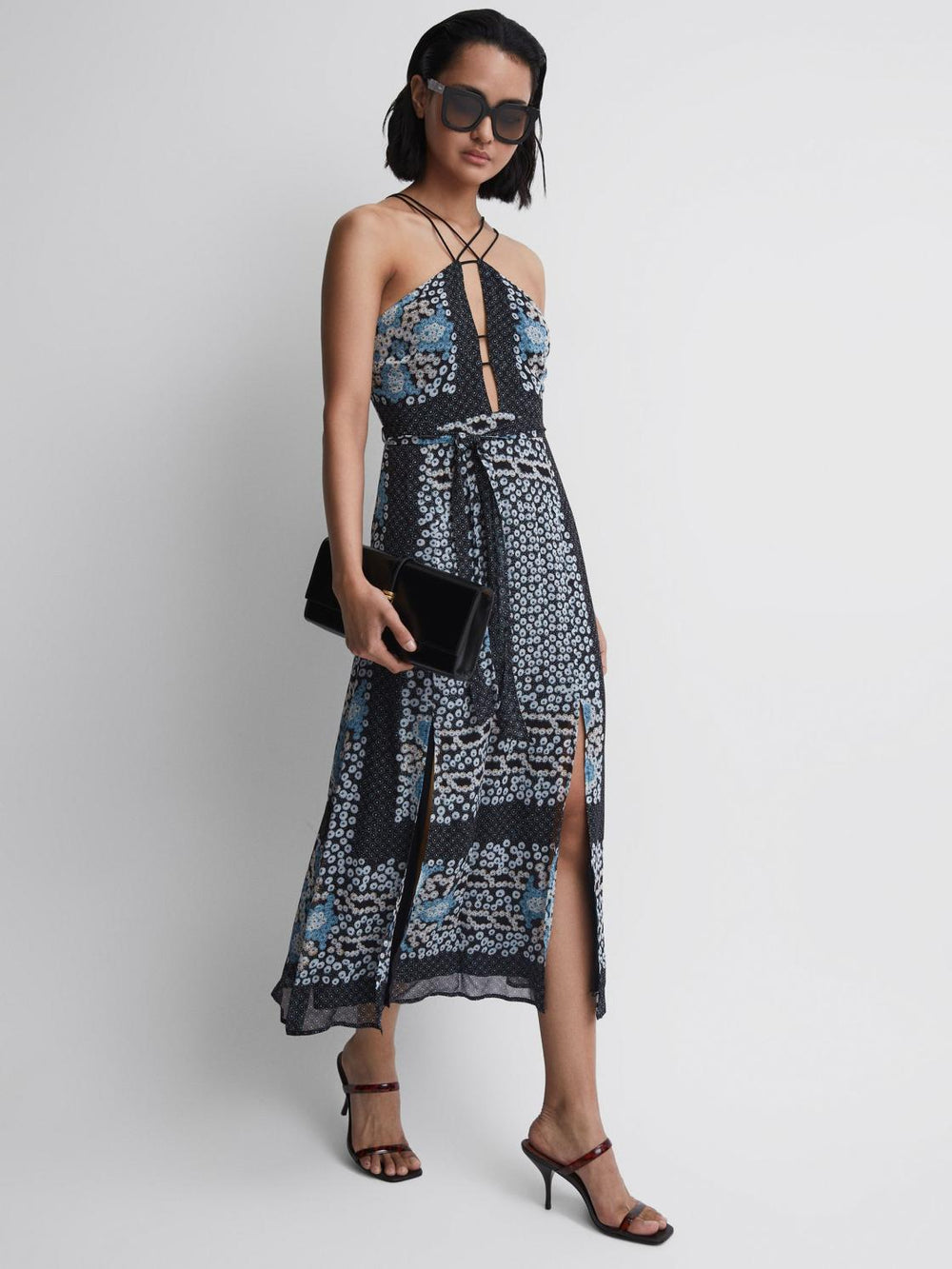 Reiss Dresses | Aliana Floral Print Fitted Midi Dress Navy/blue - Women