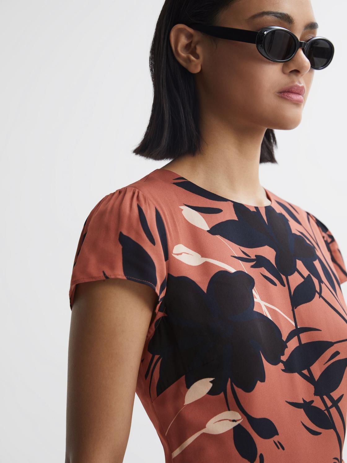Reiss Dresses | Floella Floral Printed Midi Dress Blush/black - Women