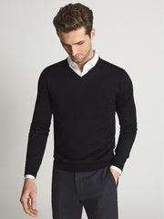 Reiss Knitwear | Earl Merino V-Neck Jumper Black - Men
