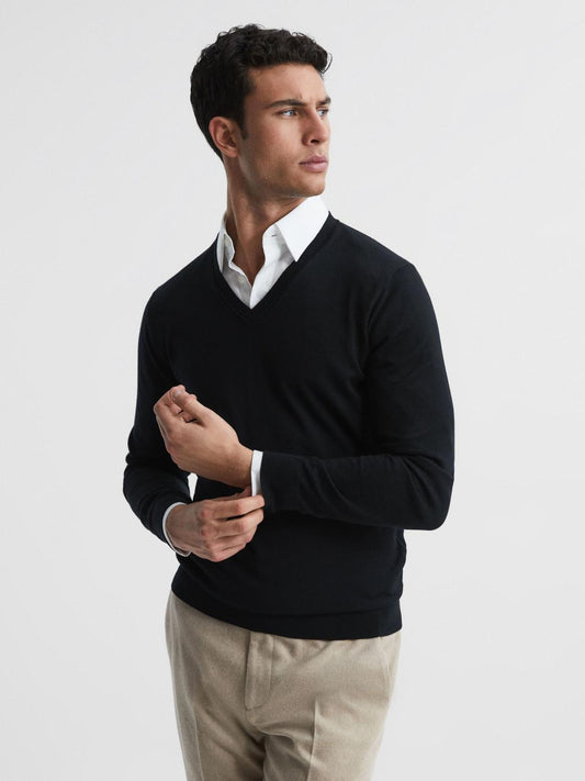 Reiss Knitwear | Earl Merino V-Neck Jumper Black - Men