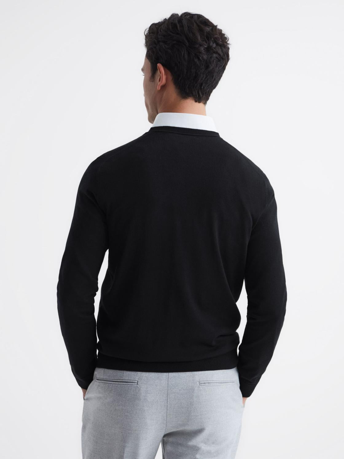 Reiss Knitwear | Earl Merino V-Neck Jumper Black - Men