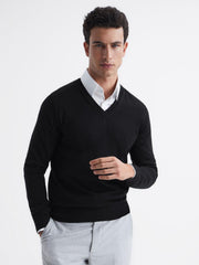 Reiss Knitwear | Earl Merino V-Neck Jumper Black - Men