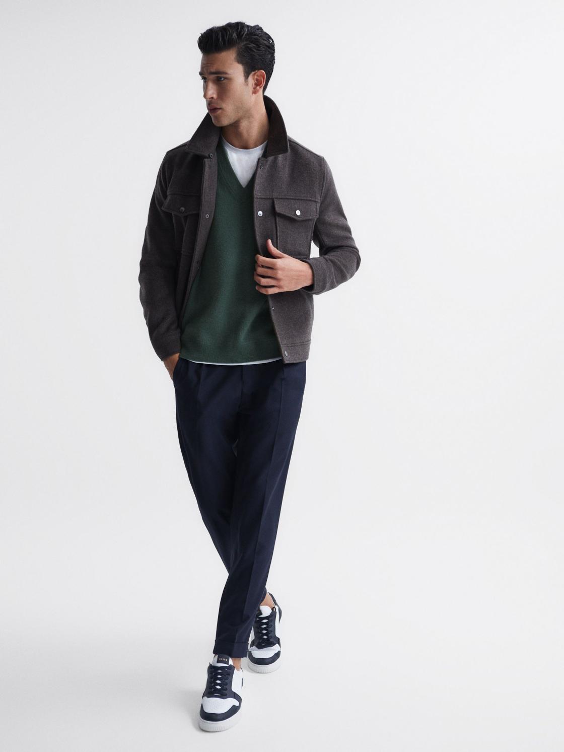 Reiss Knitwear | Fiji Wool Blend Sleeveless Knitted Vest Ecru - Men