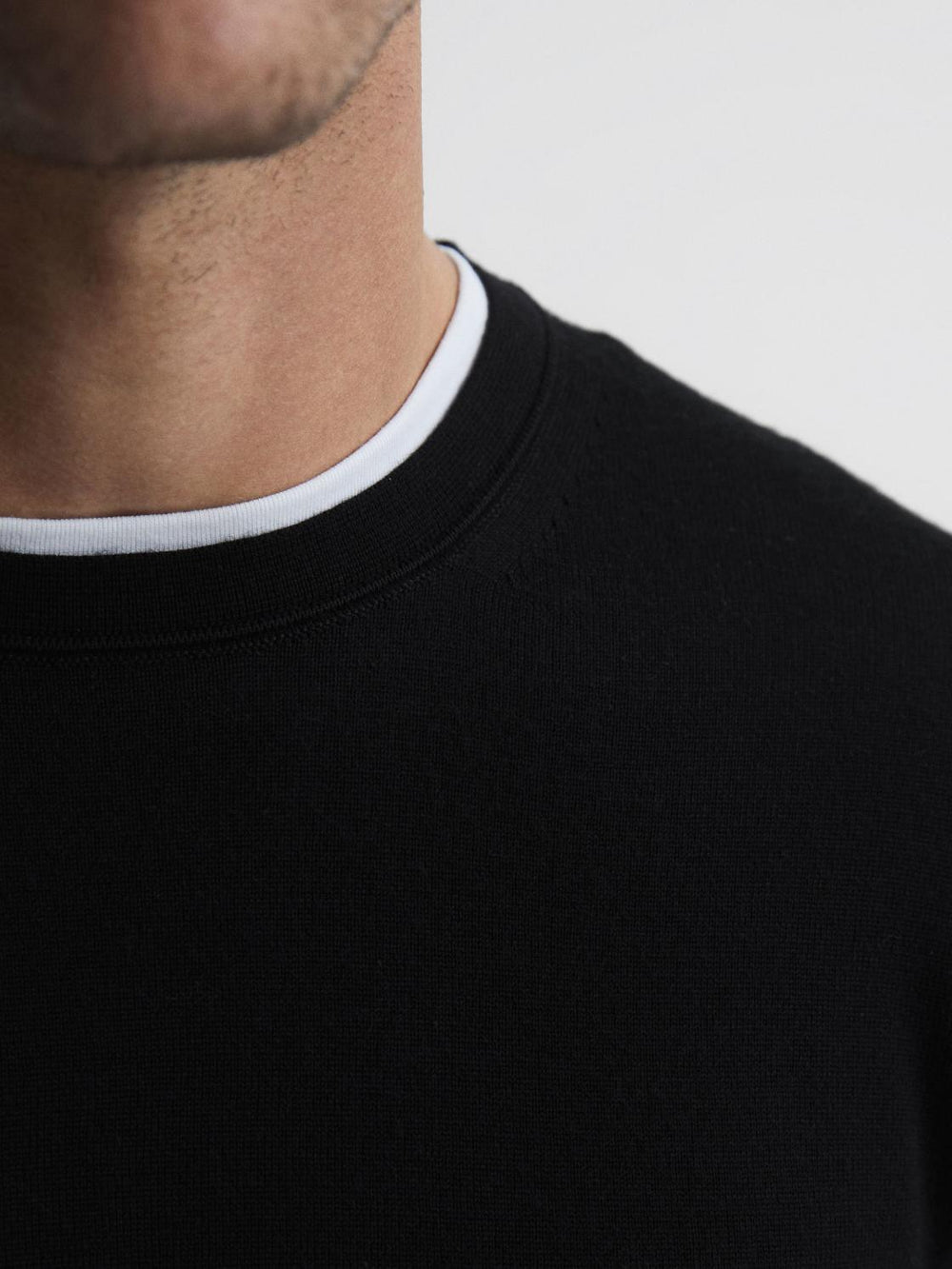Reiss Knitwear | Wessex Merino Wool Jumper Black - Men