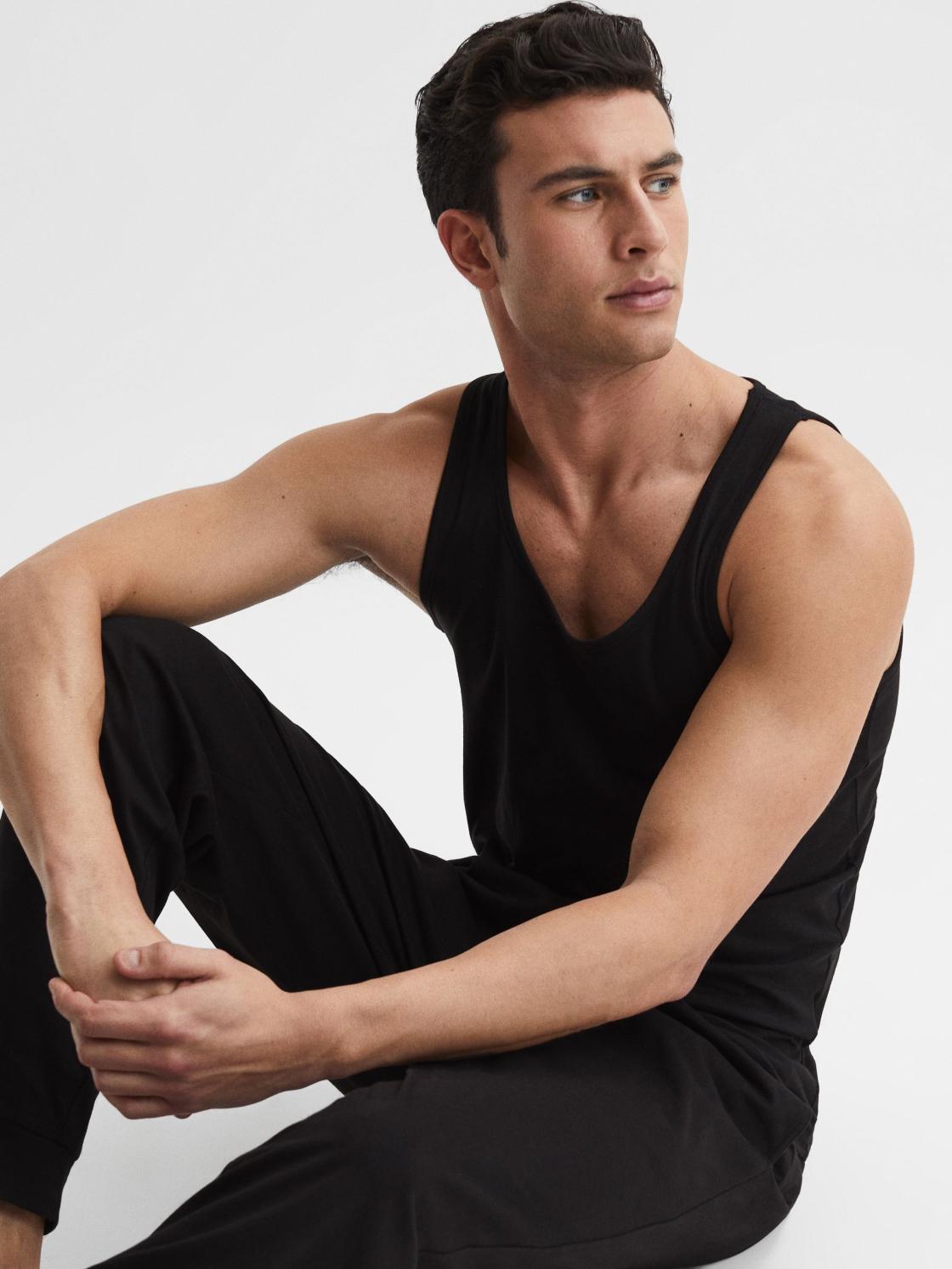 Reiss Loungewear &amp; Nightwear | Vinnie Cotton Stretch Vest Black - Men