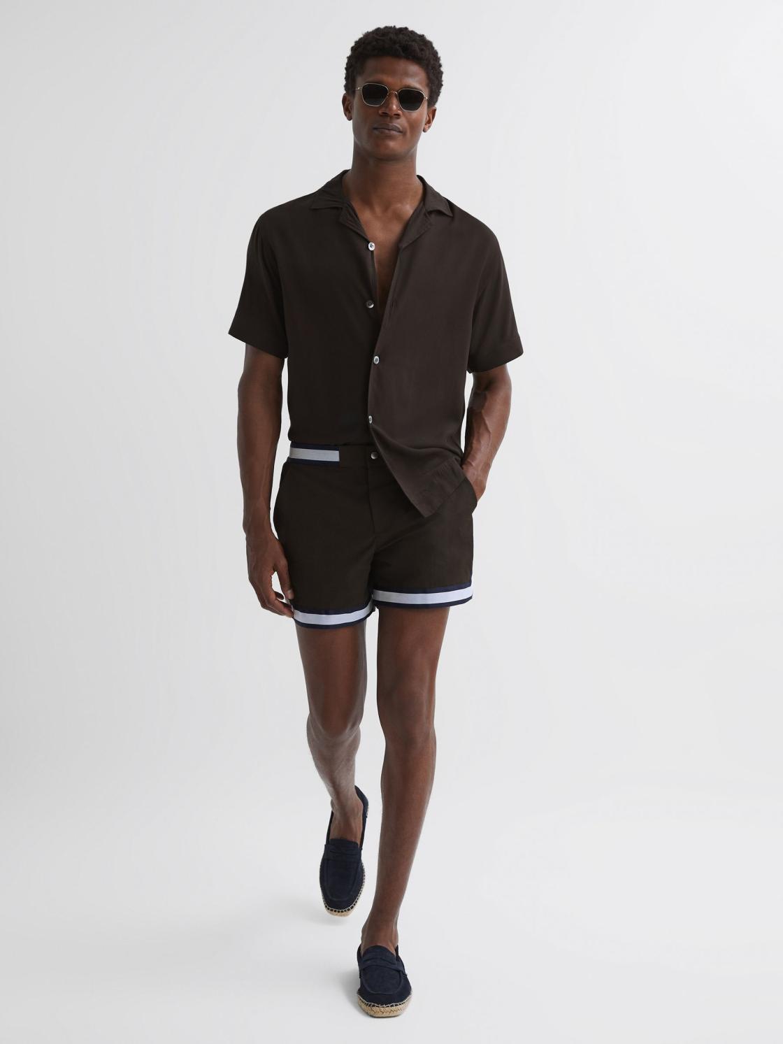 Reiss Shorts | Baller Reiss | Ché Elasticated Waist Contrast Swim Shorts Chocolate/navy - Men
