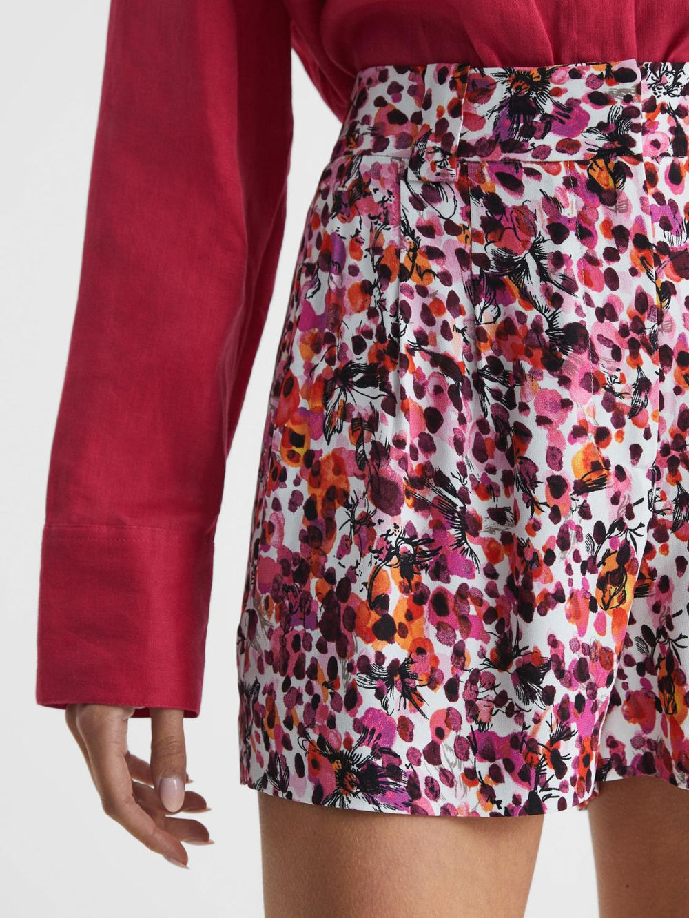 Reiss Shorts | Lara Mid Rise Printed Shorts Pink - Women