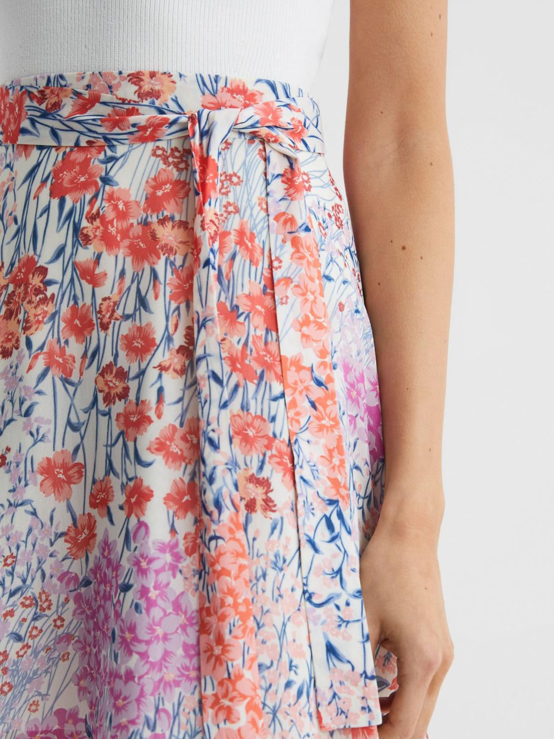Reiss Skirts | Elle Floral Print High Rise Mini Skirt Coral/white - Women