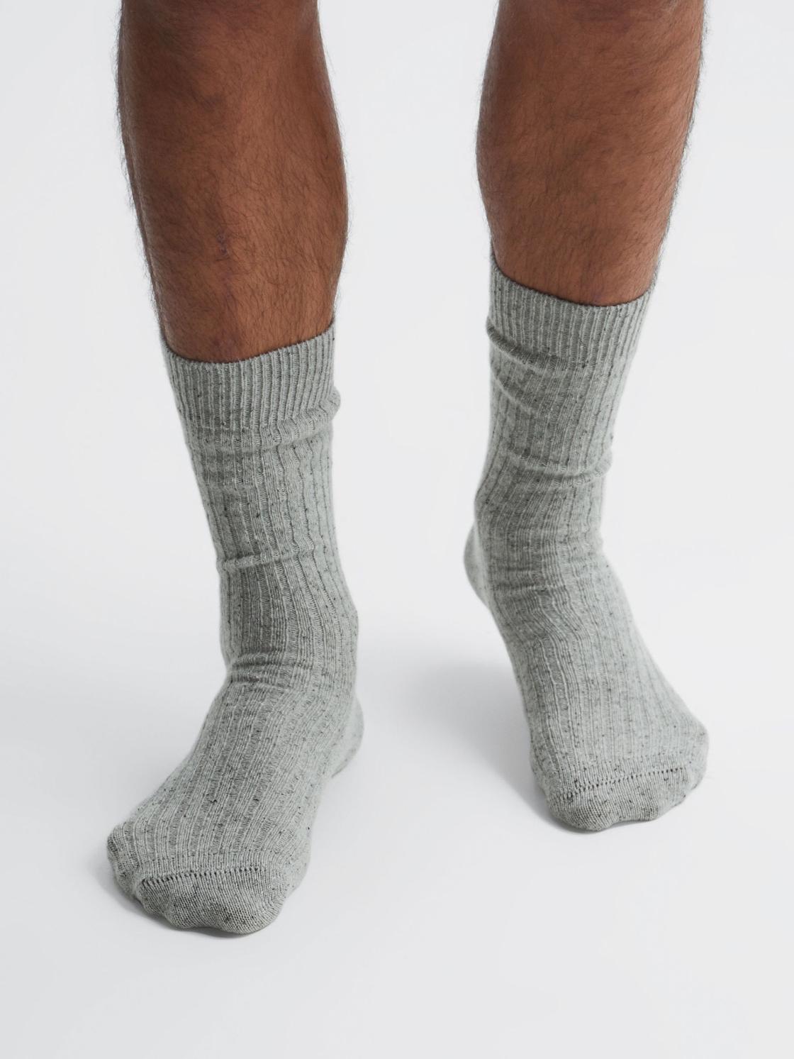Reiss Socks &amp; Underwear | Coen Speckled Hiking Socks Soft Grey - Men