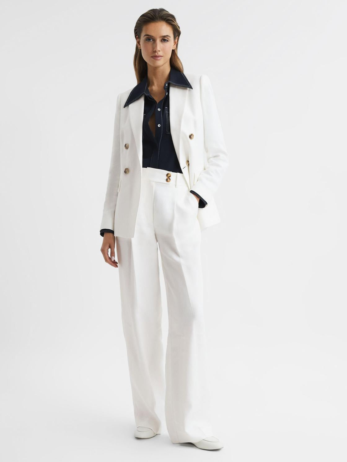 Reiss Suits &amp; Tailoring | Hollie Double Breasted Linen Blazer White - Women