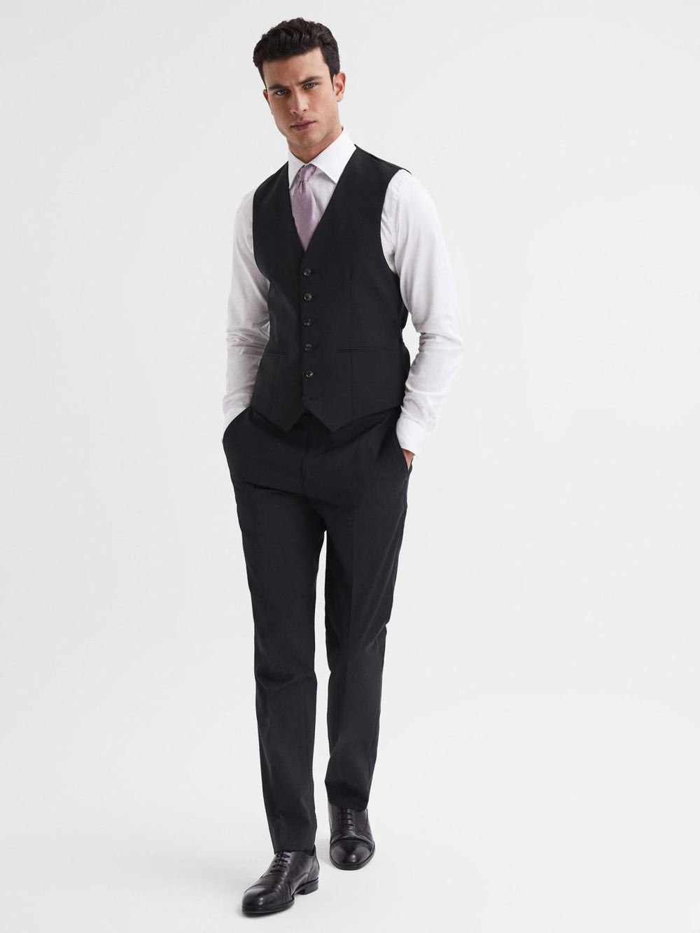 Reiss Suits &amp; Tailoring | Hope Modern Fit Travel Waistcoat Black - Men