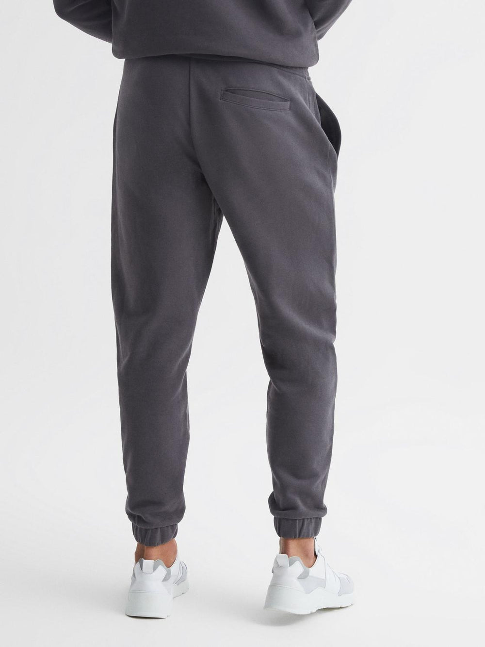 Reiss Sweats &amp; Hoodies | Ali Garment Dye Joggers Washed Black - Men