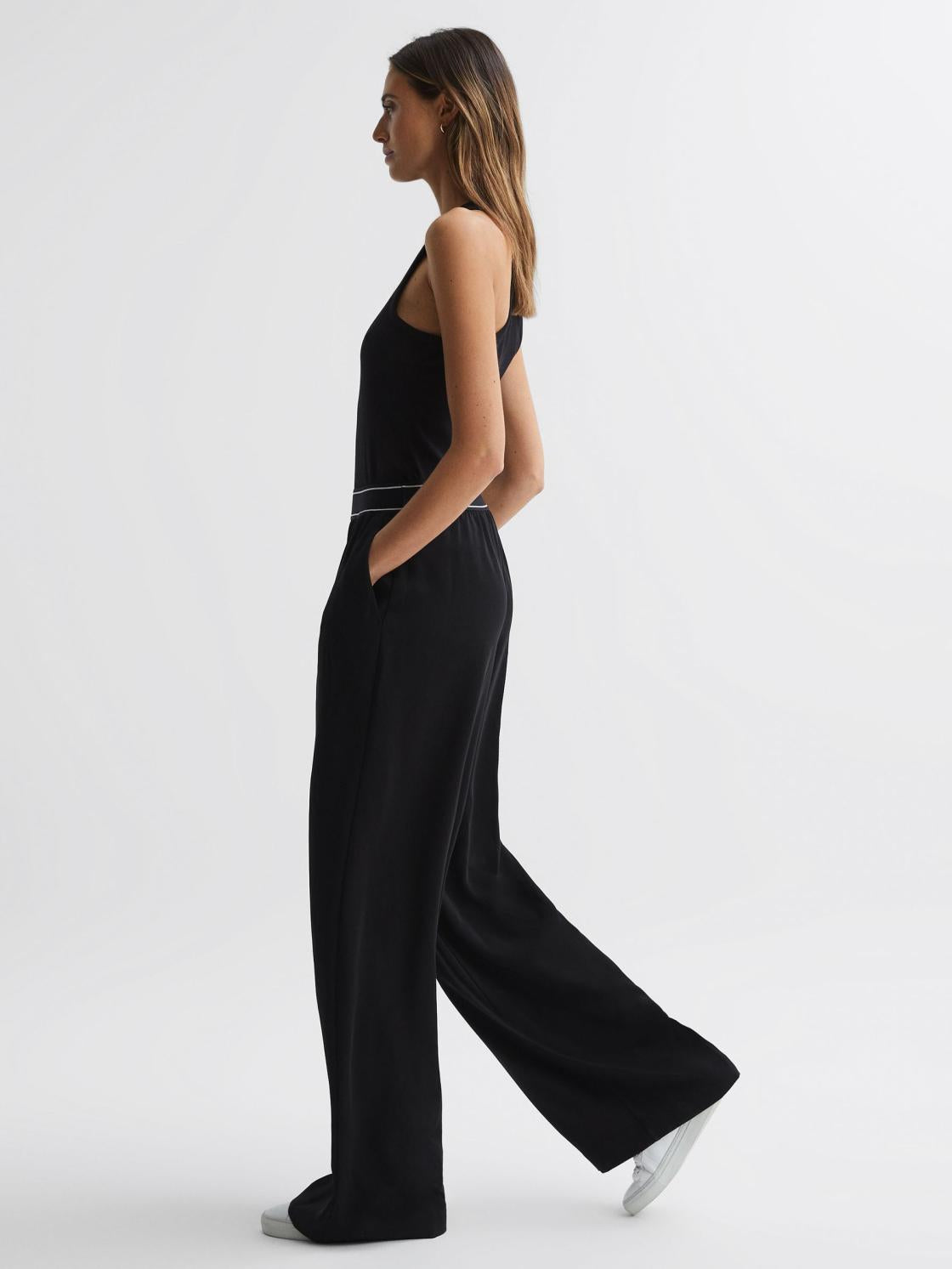 Reiss Trousers | Abigail Wide Leg Elasticated Trousers Black - Women