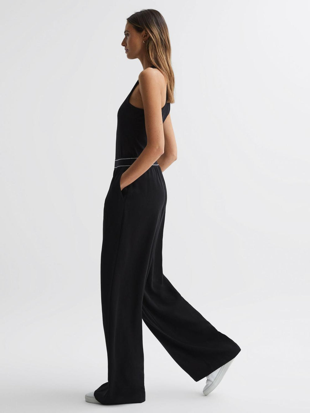 Reiss Trousers | Abigail Wide Leg Elasticated Trousers Black - Women