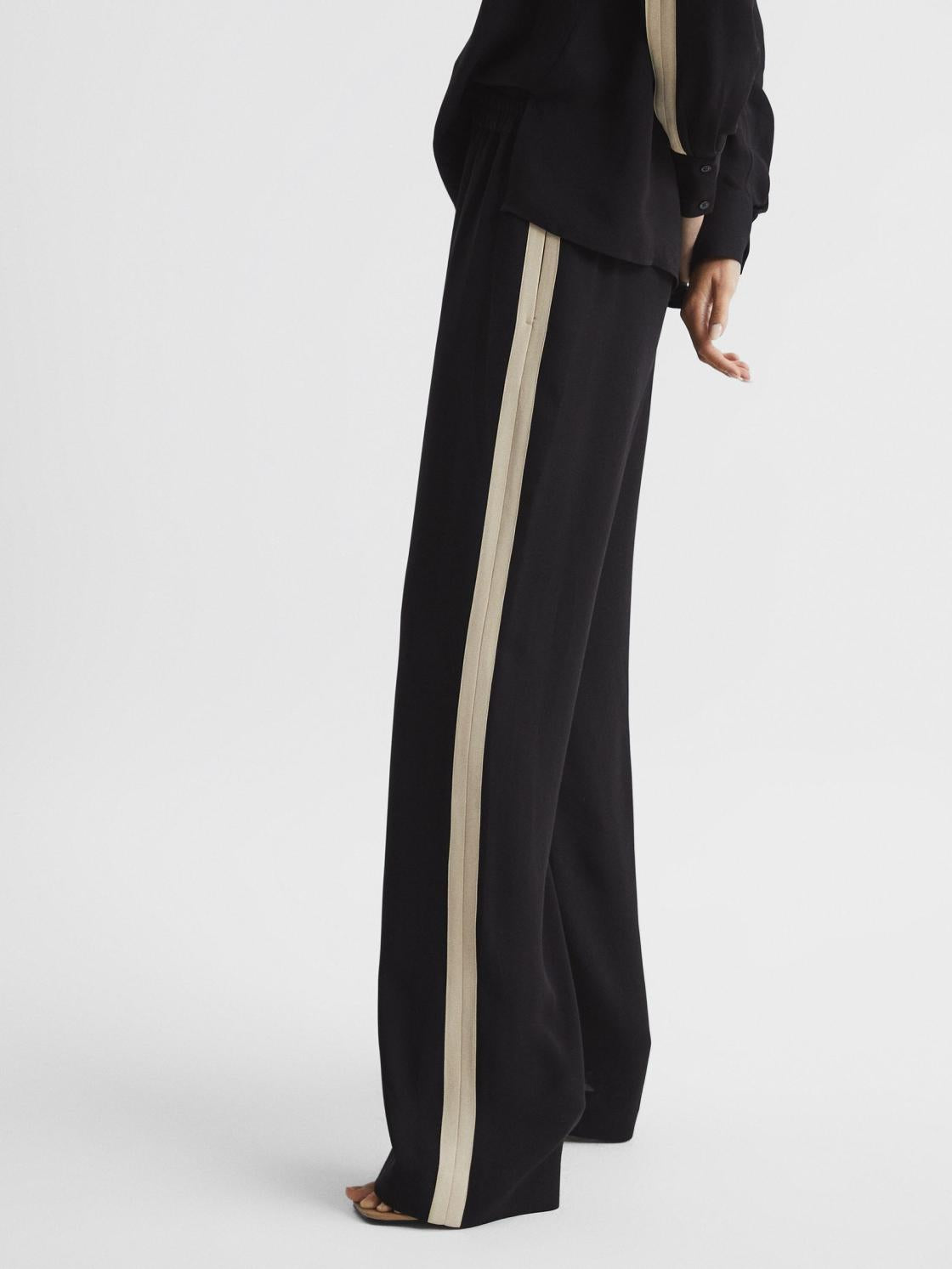 Reiss Trousers | Aria Wide Leg Stripe Trousers Black - Women