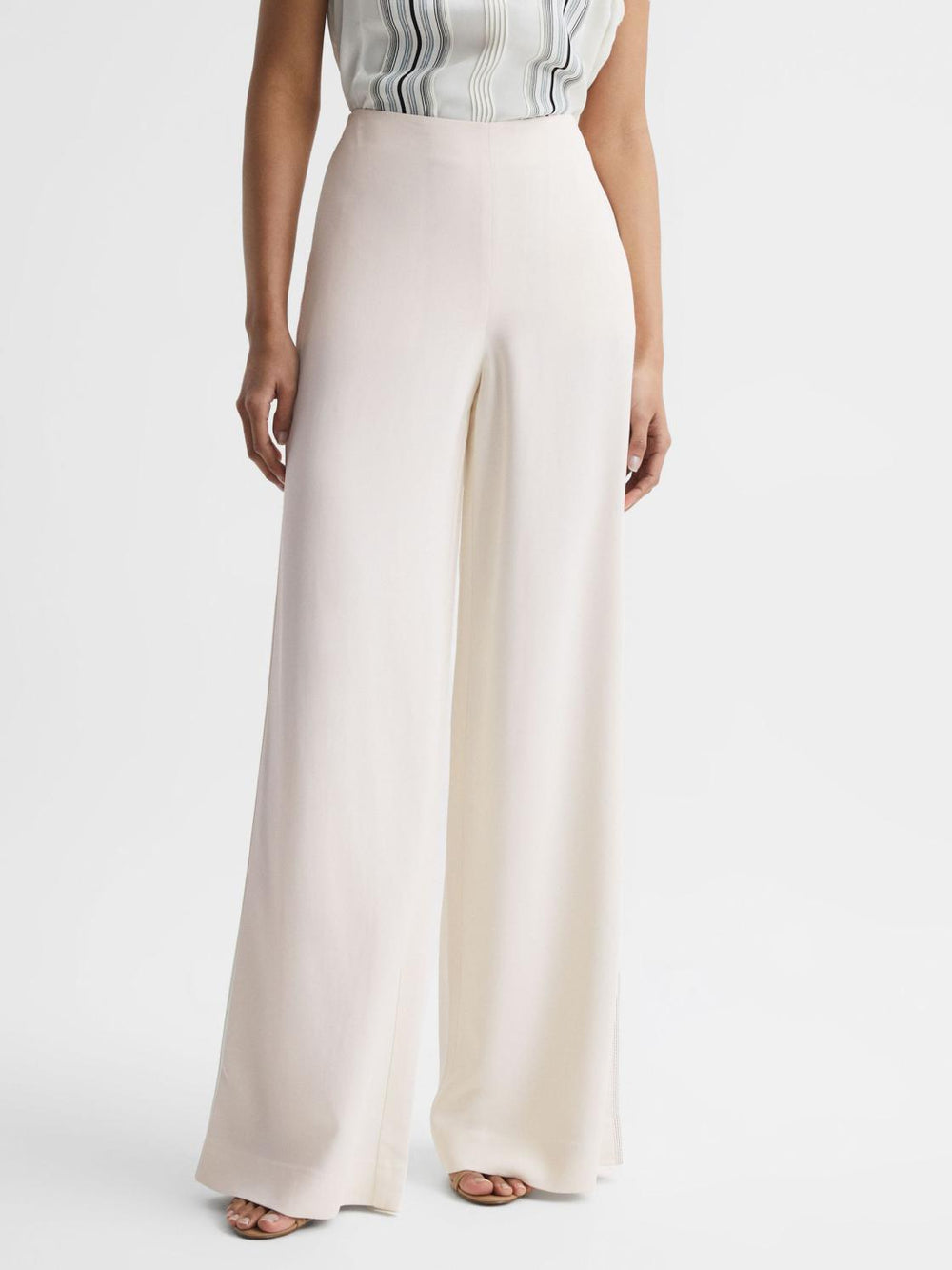 Reiss Trousers | Carlie Mid Rise Wide Leg Trousers Cream - Women