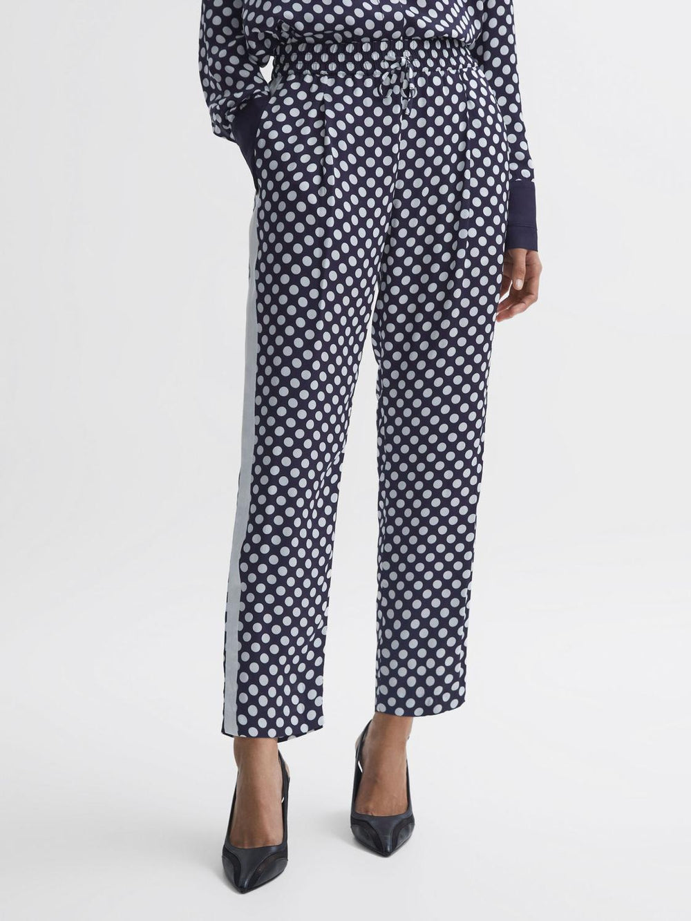 Reiss Trousers | Ezra Polka Dot Drawstring Tapered Trousers Navy/white - Women