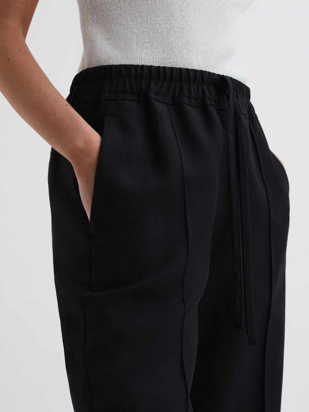 Reiss Trousers | Shae Wide Wide Leg Linen Trousers Black - Women