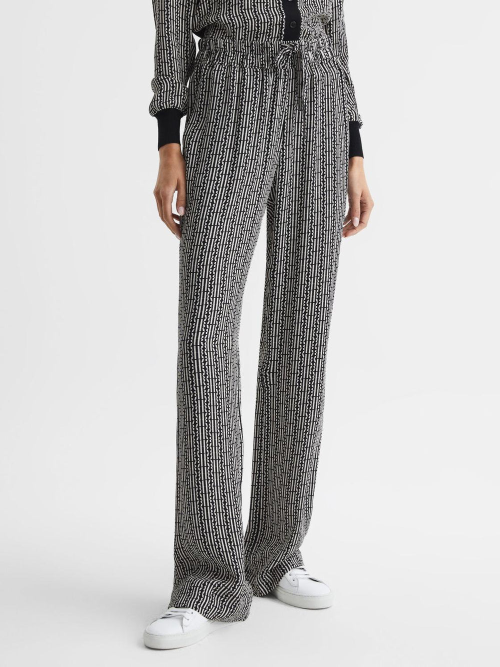 Reiss Trousers | Sky Printed Wide Leg Trousers Black - Women