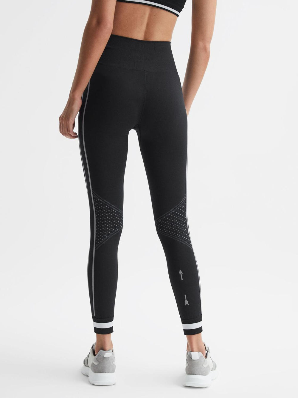 Reiss Trousers | The Upside Seamless Leggings Black - Women