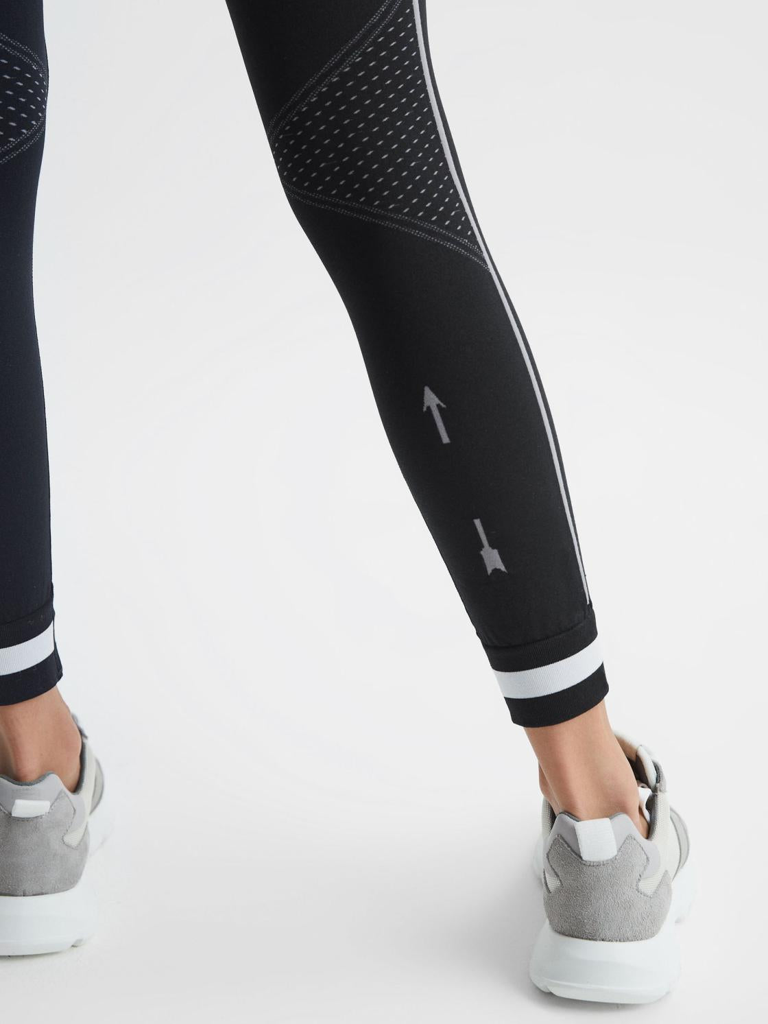 Reiss Trousers | The Upside Seamless Leggings Black - Women